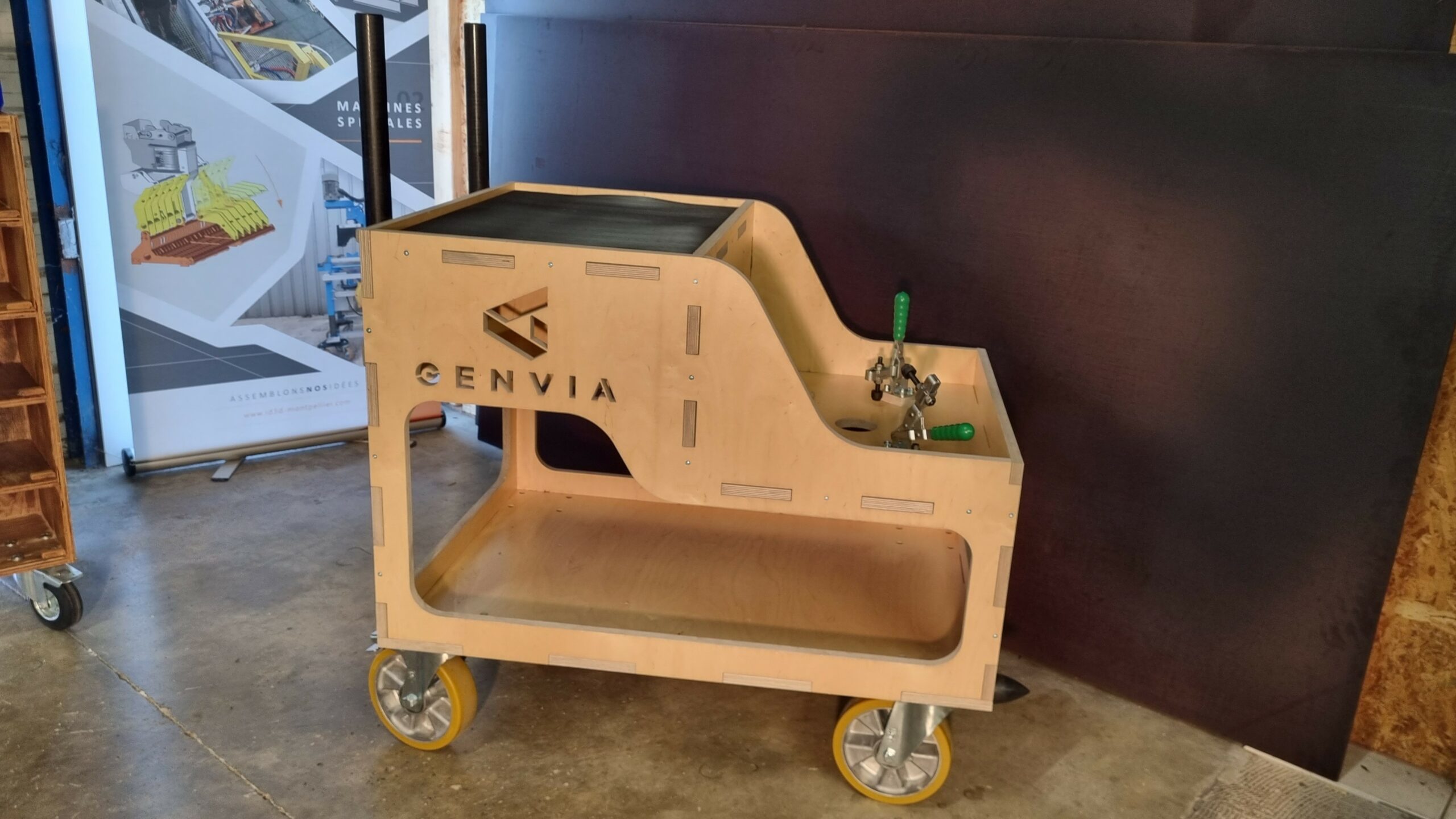 Chariot sur-mesure en bois